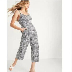 NWT Old Navy Black and White Palm Print Cami Jumpsuit Size XXL